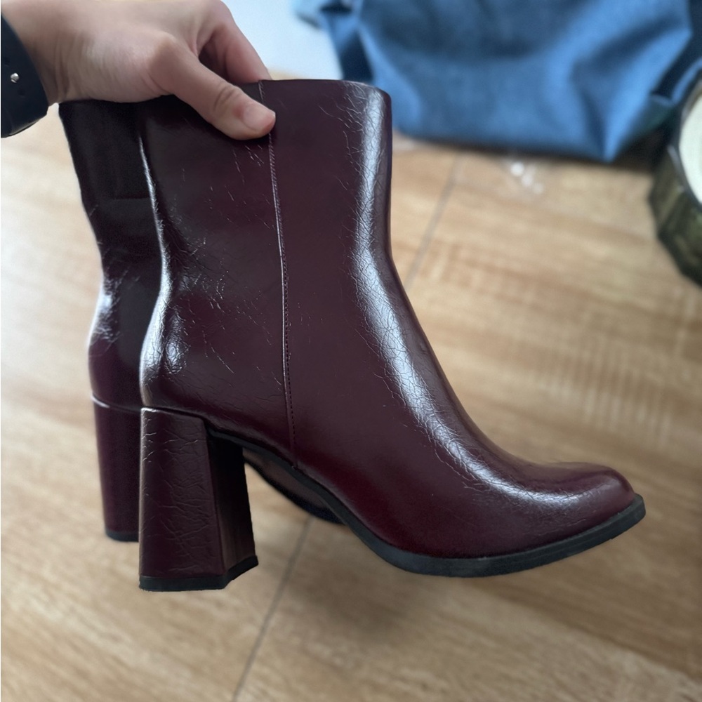 Donated Maroon ankle boots